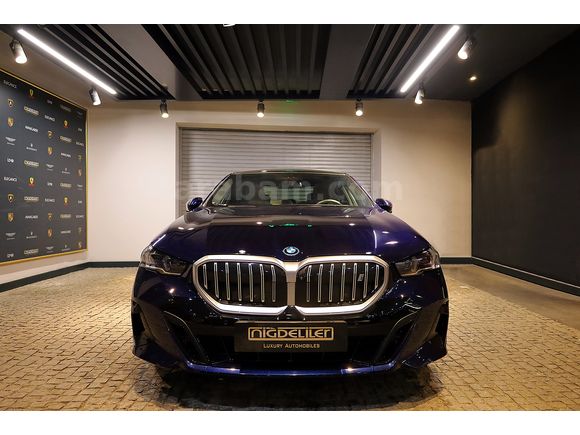 NİĞDELİLER 2024 BMW i5 eDrive 40 M Sport /Bayi /Boyasız /7843