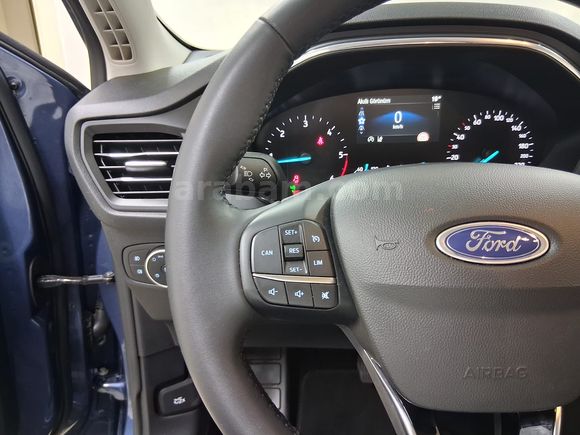 YÜCELER OTO'DAN 2025 MODEL FORD FOCUS 1.5 TİTANİUM STİL HATASIZ