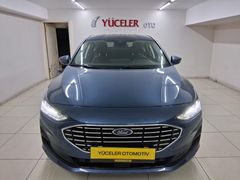 YÜCELER OTO'DAN 2025 MODEL FORD FOCUS 1.5 TİTANİUM STİL HATASIZ