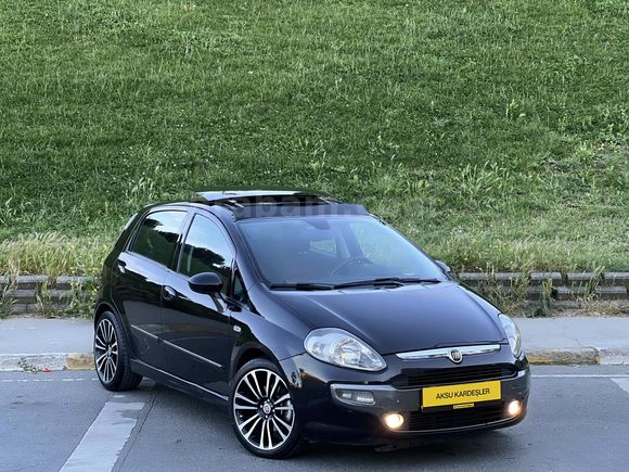 2011 FİAT PUNTO EVO DİZEL OTOMATİK AÇILIR CAM TAVANLI BAKIMLI