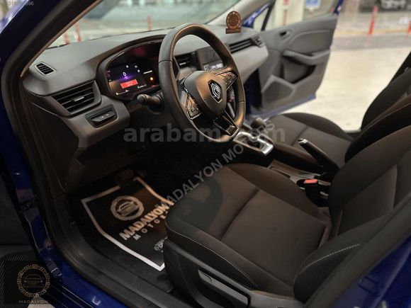 2023 RENAULT CLİO 1.0 TCE EQUİLİBRE 41 BİN KM!