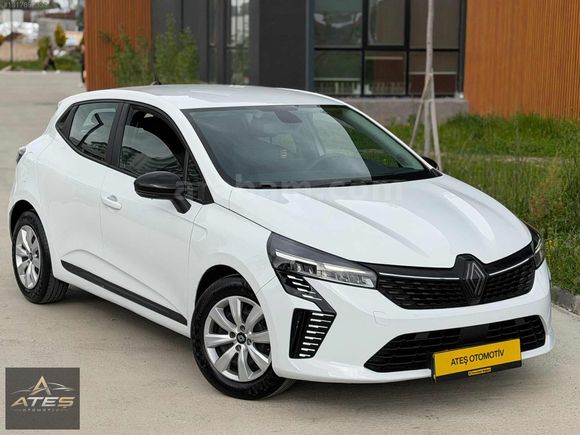 HATASIZ 2024 RENAULT CLİO 1.0 TCE TESLA EKRANLI - EQUİLİBRE