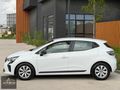 HATASIZ 2024 RENAULT CLİO 1.0 TCE TESLA EKRANLI - EQUİLİBRE