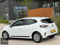 HATASIZ 2024 RENAULT CLİO 1.0 TCE TESLA EKRANLI - EQUİLİBRE