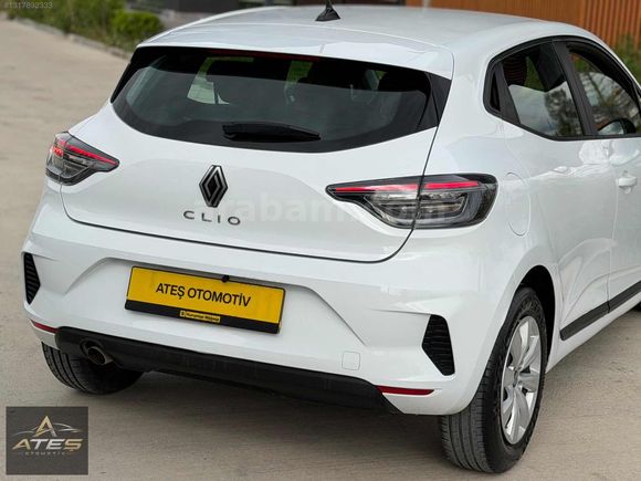 HATASIZ 2024 RENAULT CLİO 1.0 TCE TESLA EKRANLI - EQUİLİBRE