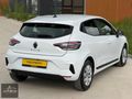 HATASIZ 2024 RENAULT CLİO 1.0 TCE TESLA EKRANLI - EQUİLİBRE