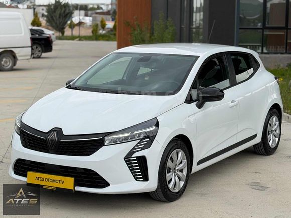 HATASIZ 2024 RENAULT CLİO 1.0 TCE TESLA EKRANLI - EQUİLİBRE