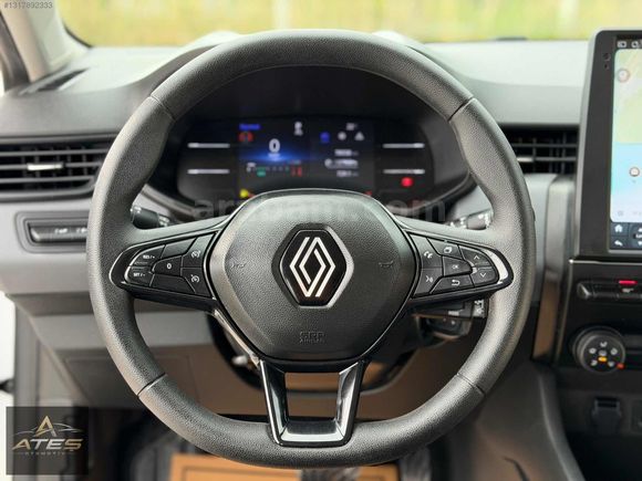 HATASIZ 2024 RENAULT CLİO 1.0 TCE TESLA EKRANLI - EQUİLİBRE