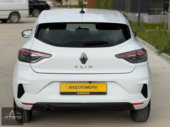 HATASIZ 2024 RENAULT CLİO 1.0 TCE TESLA EKRANLI - EQUİLİBRE