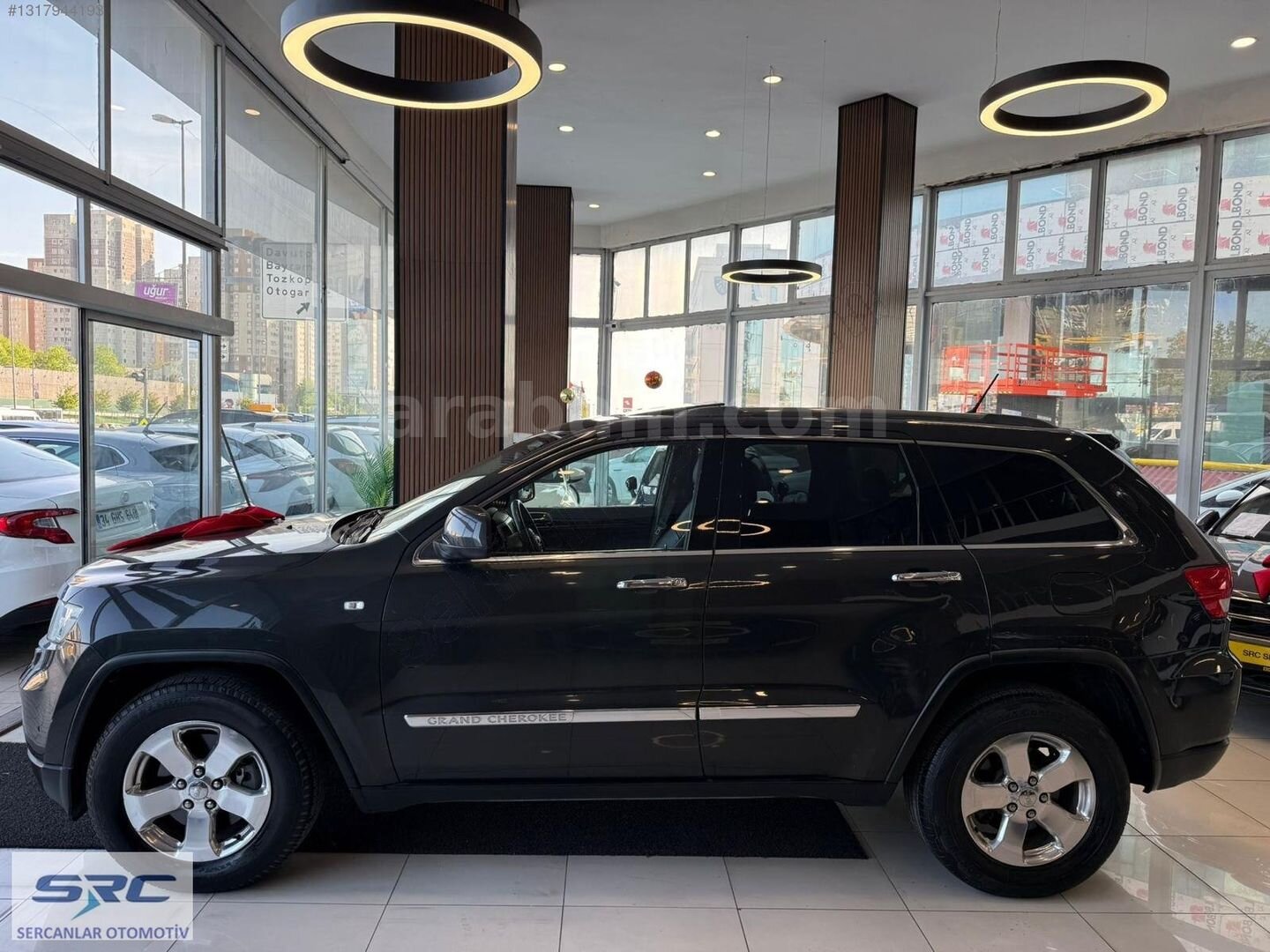 Galeriden Jeep Grand Cherokee 3.0 CRD Limited 2011 Model İstanbul 77.000 km Siyah 5