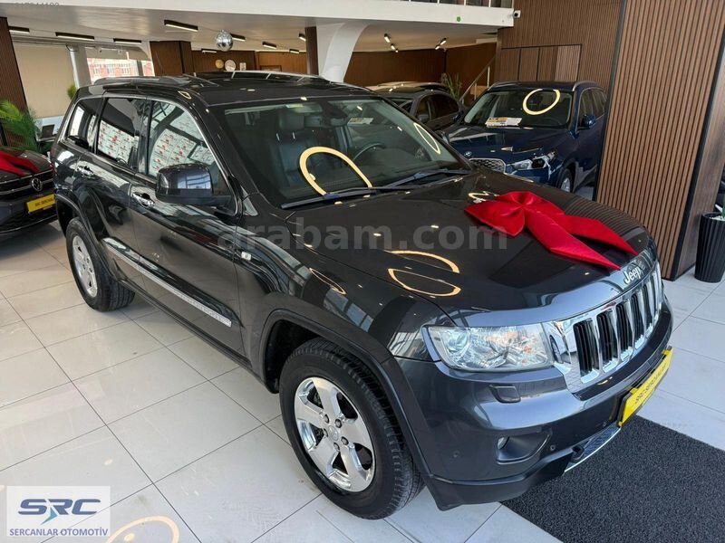 Galeriden Jeep Grand Cherokee 3.0 CRD Limited 2011 Model İstanbul 77.000 km Siyah