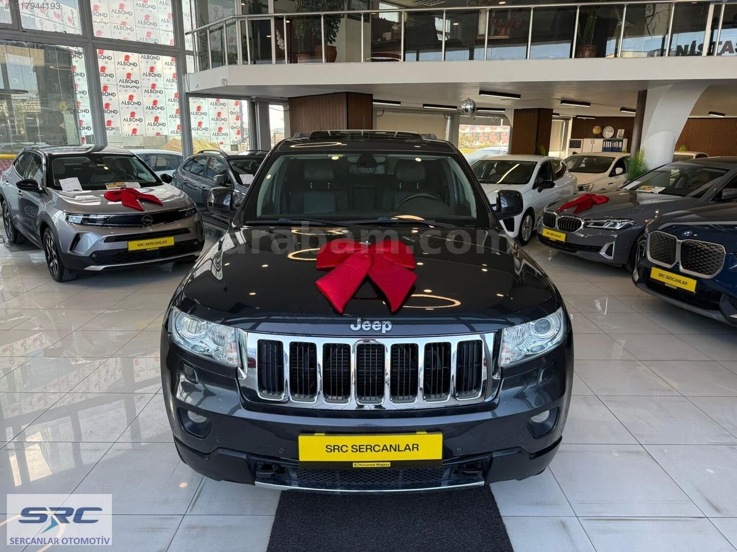 Galeriden Jeep Grand Cherokee 3.0 CRD Limited 2011 Model İstanbul 77.000 km Siyah 2