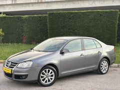 EFENDİ'DEN VW JETTA 1.4 TSİ OTOMATİK 182 km KONDİKSİYON +++