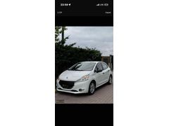 2014 OTOMATİK 208 1.2VTİ MASRAFSIZ MULTİMEDYALI-F1-KREDİ İMKANI