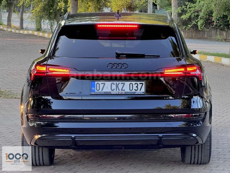 E TRON S QUATTRO 525 HP+SANAL AYNA+AIR+PARFUM+GECE GRŞ+RS KLTK 5