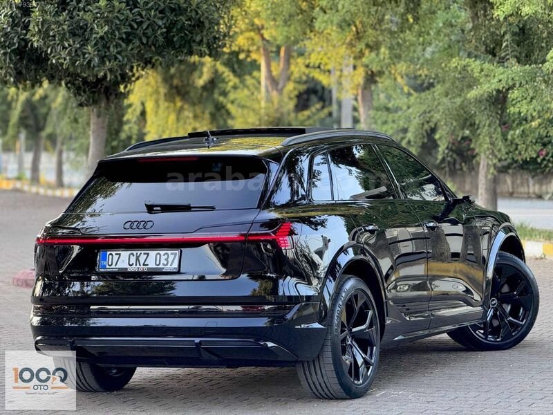 E TRON S QUATTRO 525 HP+SANAL AYNA+AIR+PARFUM+GECE GRŞ+RS KLTK 6