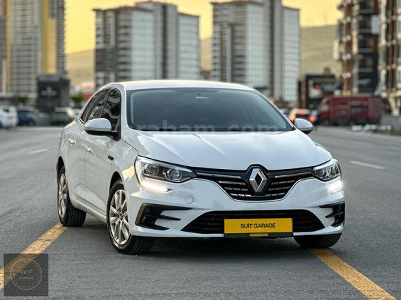 SUİT GARAGE 2021 MODEL 132 BİN KM'DE 1.3 TCE HATASIZ BOYASIZ