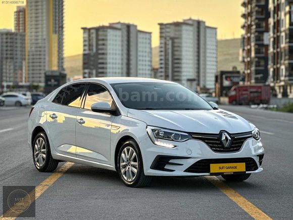 SUİT GARAGE 2021 MODEL 132 BİN KM'DE 1.3 TCE HATASIZ BOYASIZ