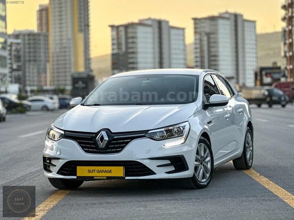 SUİT GARAGE 2021 MODEL 132 BİN KM'DE 1.3 TCE HATASIZ BOYASIZ