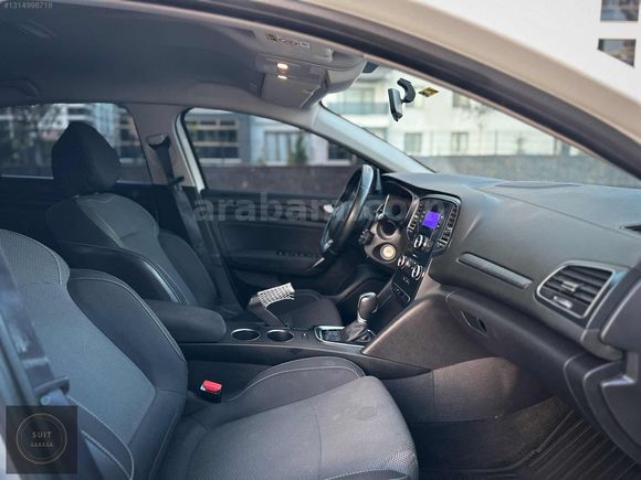 SUİT GARAGE 2021 MODEL 132 BİN KM'DE 1.3 TCE HATASIZ BOYASIZ