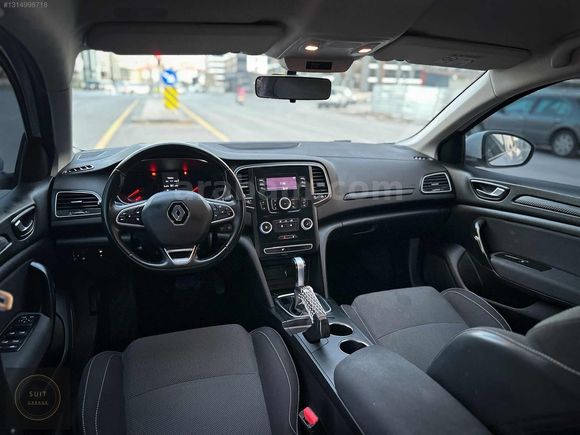 SUİT GARAGE 2021 MODEL 132 BİN KM'DE 1.3 TCE HATASIZ BOYASIZ