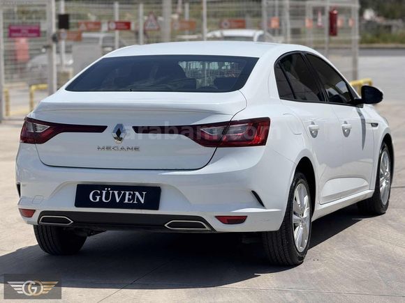 GÜVEN'DEN MEGANE 4 1.3 TCE OTOMATİK