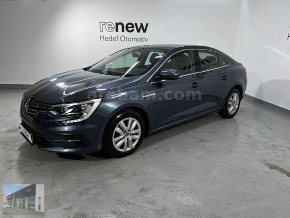 HEDEF RENAULT'DAN 0,99 KREDİ 2024 MEGANE JOY 1.3 TCE EDC %20