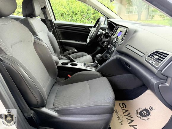 2021 1.3TCE MEGANE 78BİN KM BOYASIZ SERVİS BAKIMLI