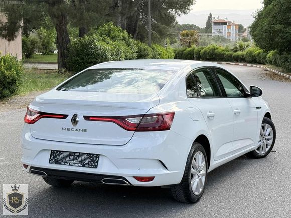 2021 1.3TCE MEGANE 78BİN KM BOYASIZ SERVİS BAKIMLI