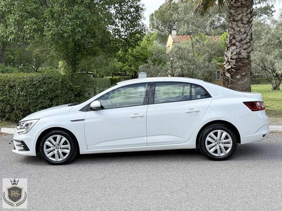 2021 1.3TCE MEGANE 78BİN KM BOYASIZ SERVİS BAKIMLI