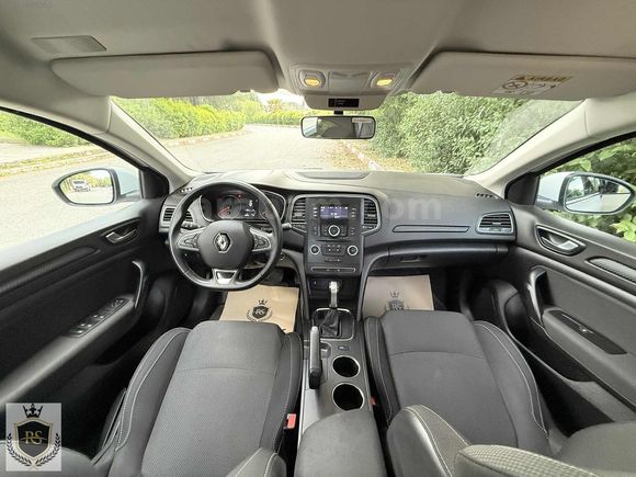 2021 1.3TCE MEGANE 78BİN KM BOYASIZ SERVİS BAKIMLI