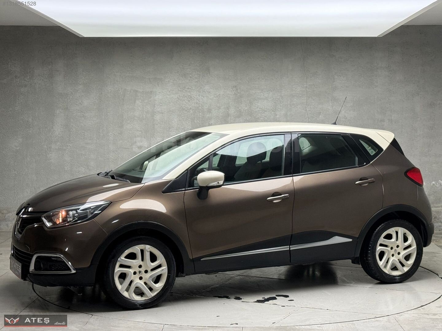 Galeriden Renault Captur 1.2 TCe Icon 2014 Model İstanbul 98.000 km Kahverengi 4
