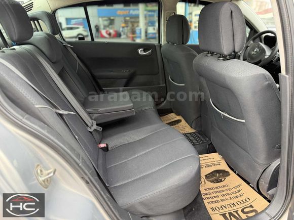 Has-Car_2004_MODEL_BAKIMLI_1.6_MEGAN_2 DYNAMİQUE_DEĞİŞENSİZ