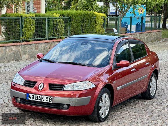 2004 MODEL MEGANE 1.6 DYNAMİQUE CAM TAVAN MASRAFSIZ 235.000 KM