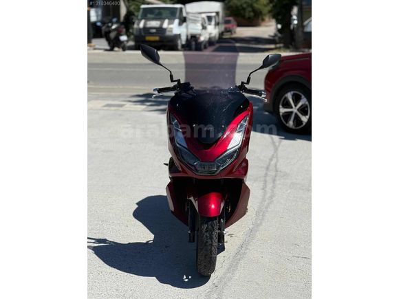GEROĞLU OTOMOTİV DEN 2022 MODEL HONDA PCX 4000 KM HATASIZ
