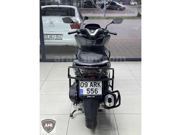 ANL MOTORS YENİ KASA HONDA PCX LANSMAN RENGİ AKSESUARLI