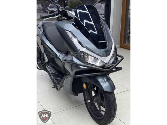 ANL MOTORS YENİ KASA HONDA PCX LANSMAN RENGİ AKSESUARLI