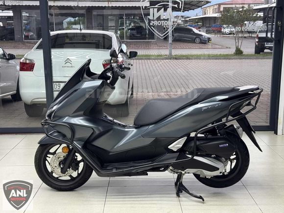 ANL MOTORS YENİ KASA HONDA PCX LANSMAN RENGİ AKSESUARLI