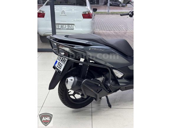ANL MOTORS YENİ KASA HONDA PCX LANSMAN RENGİ AKSESUARLI