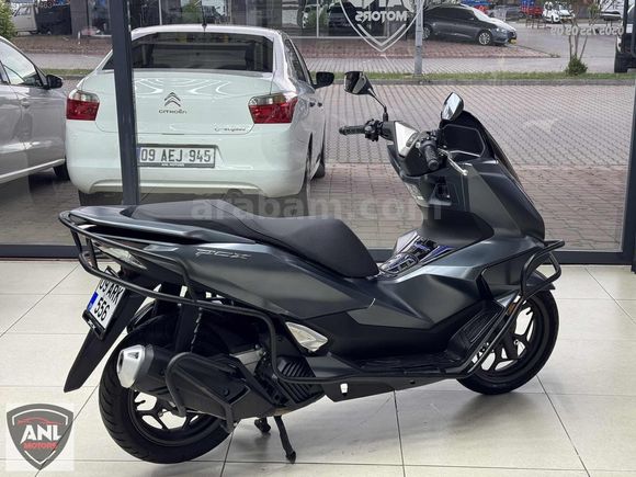 ANL MOTORS YENİ KASA HONDA PCX LANSMAN RENGİ AKSESUARLI