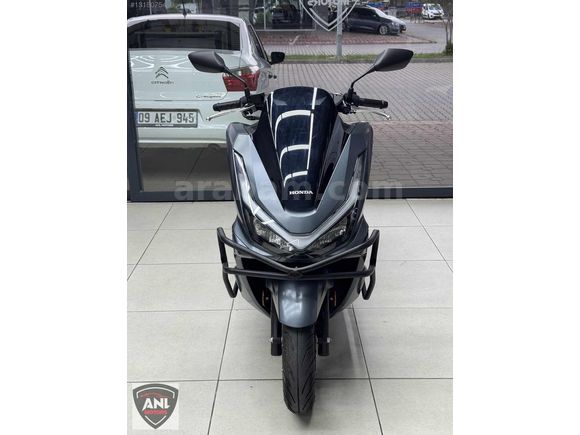 ANL MOTORS YENİ KASA HONDA PCX LANSMAN RENGİ AKSESUARLI