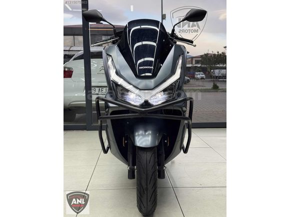 ANL MOTORS YENİ KASA HONDA PCX LANSMAN RENGİ AKSESUARLI