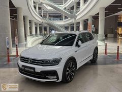 2017_VW_TIGUEN_R-LİNE PAKET_CAM TAVAN_OTOMATİK_1 PARÇA BOYALI
