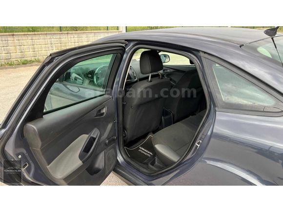 TÜRKECANLAR'DAN 2012 FOCUS SEDAN DEĞİŞENSİZ
