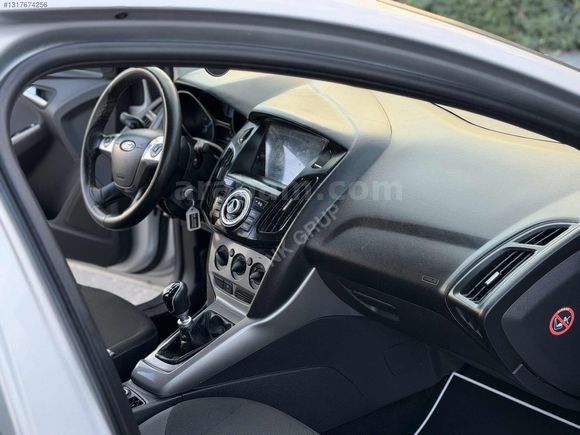 NK GRUP - FORD FOCUS 1.6 TDCİ HATASIZ BOYASIZ 1.SINIF