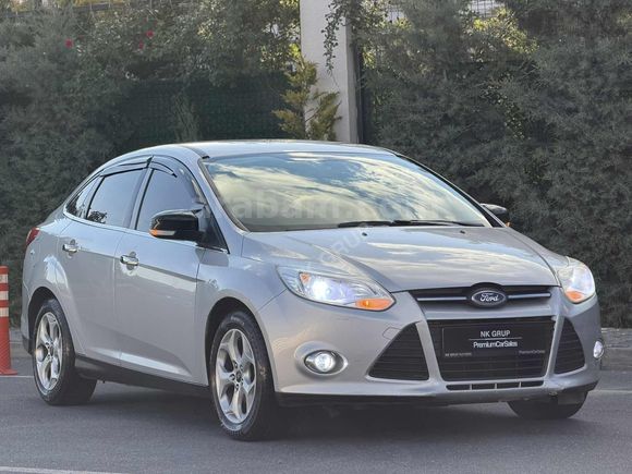 NK GRUP - FORD FOCUS 1.6 TDCİ HATASIZ BOYASIZ 1.SINIF