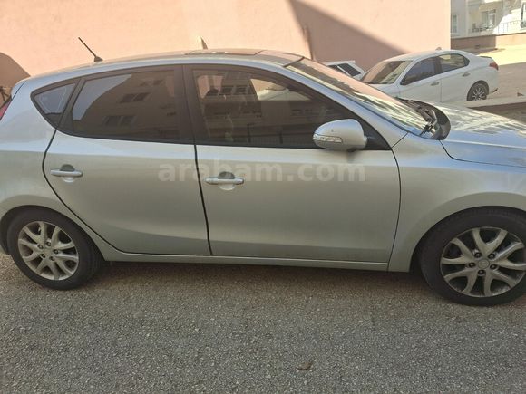 Sahibinden Hyundai i30 1.6 CRDi Mode 2010 Model