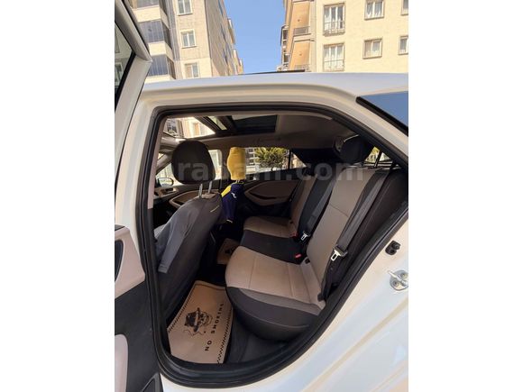  Düşük KM HATASIZ CAM TAVAN i20 