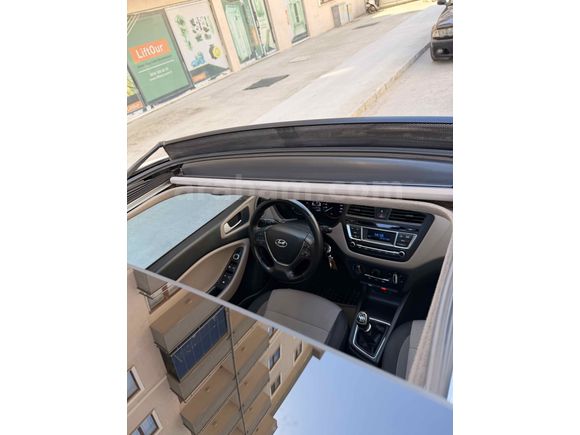  Düşük KM HATASIZ CAM TAVAN i20 