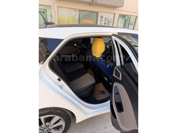  Düşük KM HATASIZ CAM TAVAN i20 